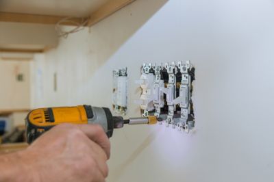 Outdoor Lighting Repair, Pro Services, Iowa