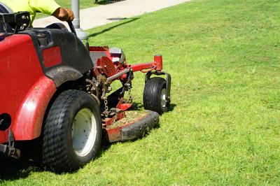 Business Lawn Mowing Service - Pro Services Lubbock, Texas
